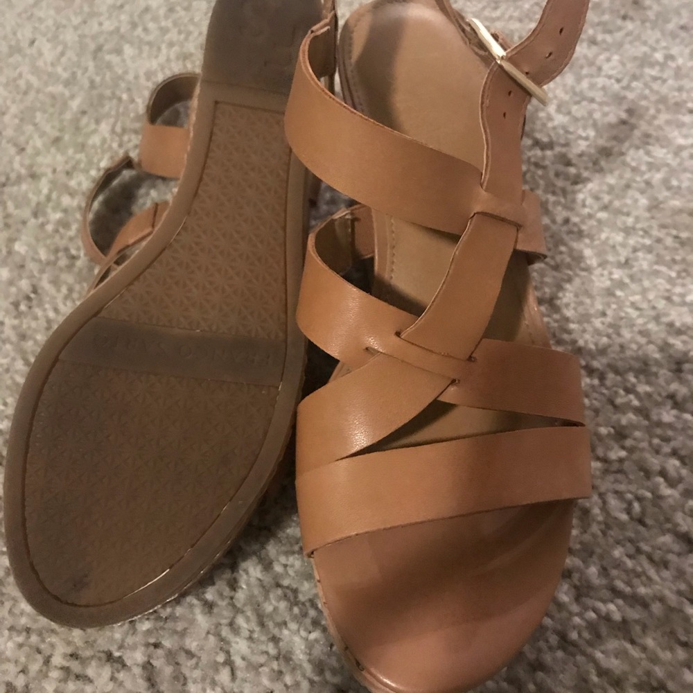 Size 8 wedges